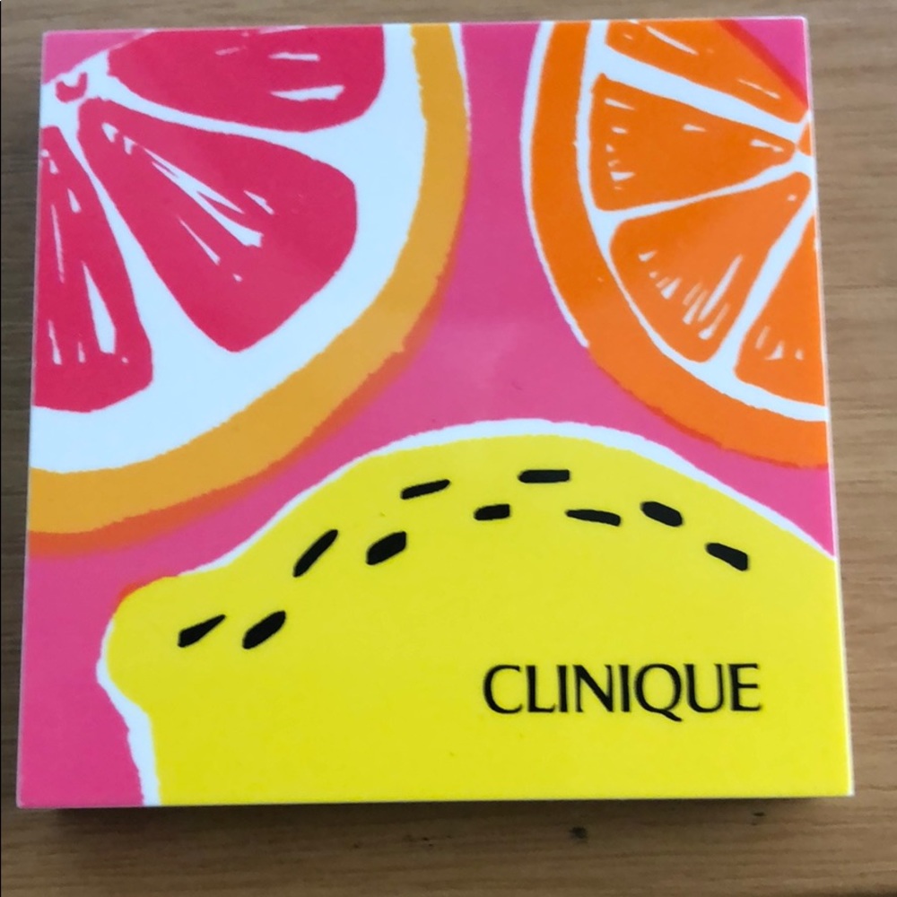 Clinique eyeshadow duo with blush